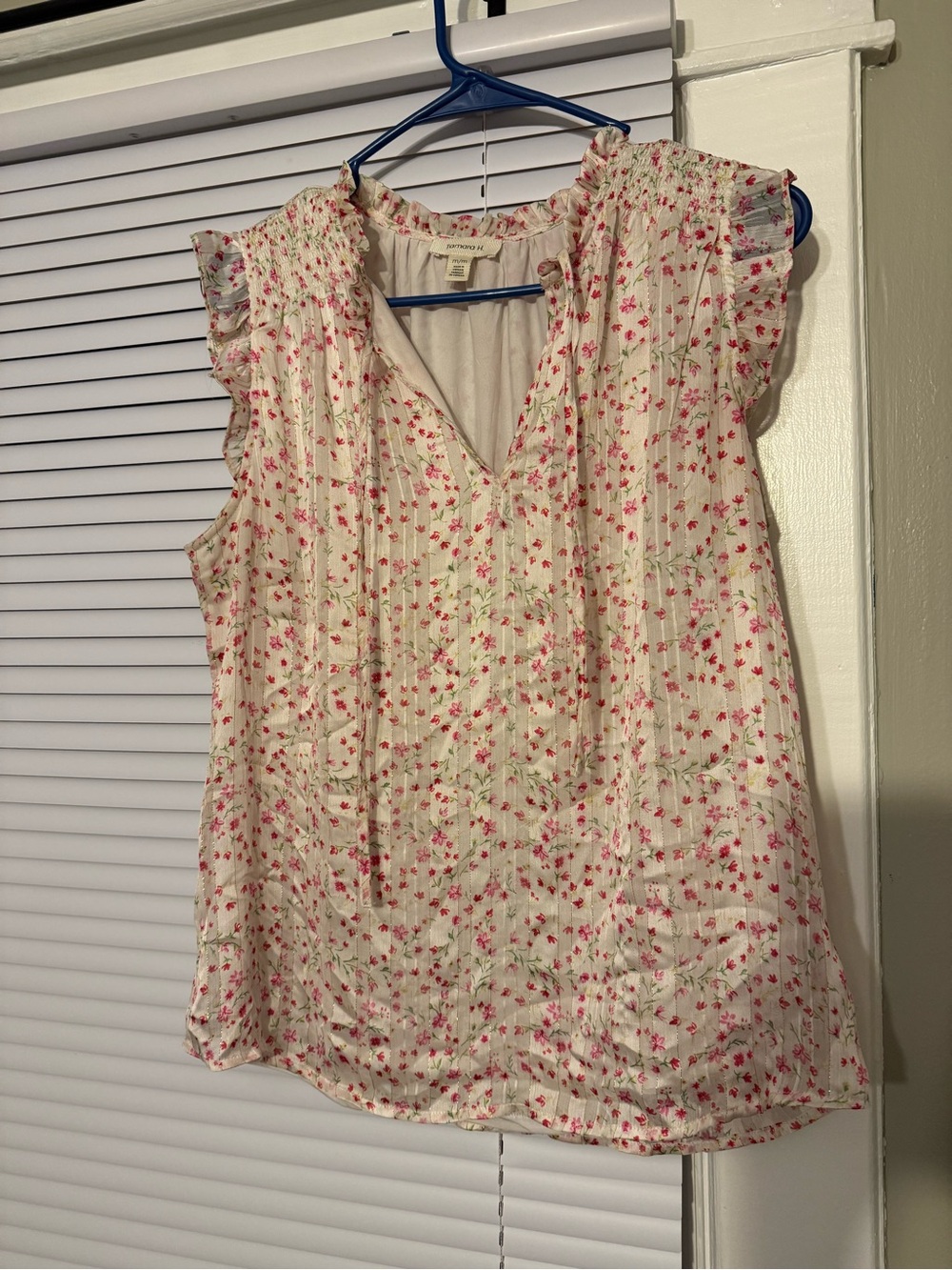 Light Pink Floral Ruffle Sleeve V-Neck Women’s Top